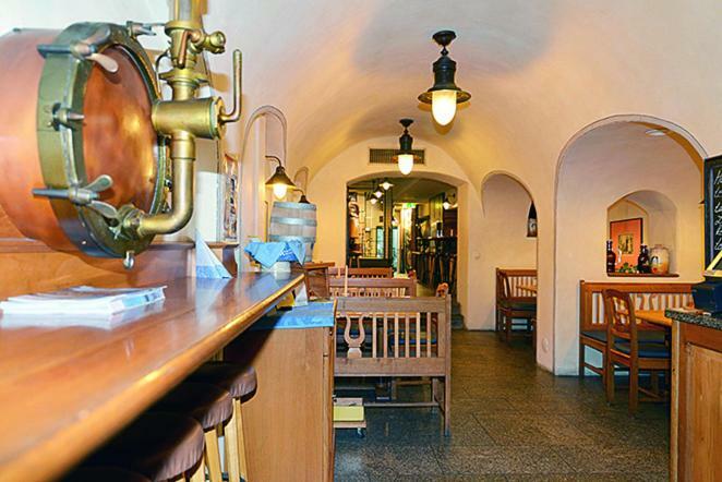 Altstadthotel Braeuwirt Вайден Экстерьер фото